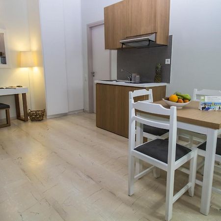 Elia Stalos Apartments Eksteriør billede