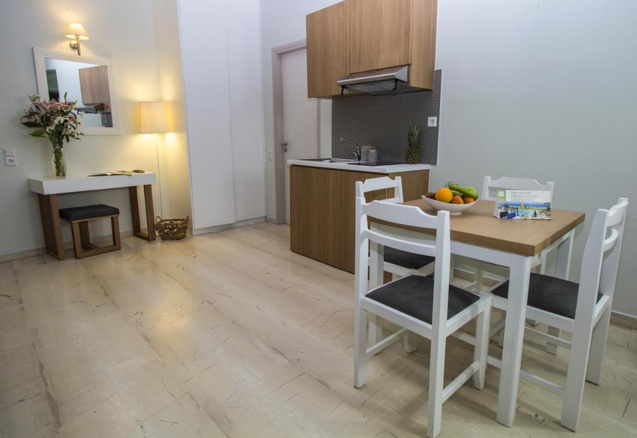 Elia Stalos Apartments Eksteriør billede